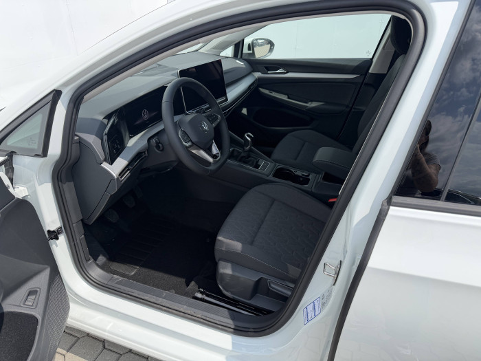 Volkswagen Golf Variant People 6G 1,5TSI / 85kW na operativní leasing