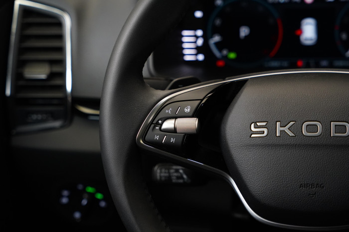 Škoda Karoq 1.5 TSI 110 kW Top Selection na operativní leasing