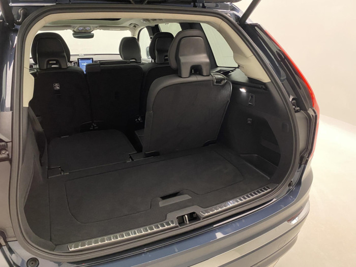 Volvo XC90 T8 AWD RECHARGE BRIGHT ULTRA na operativní leasing