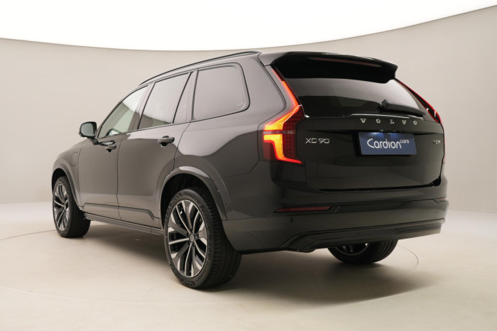 Volvo XC90 T8 AWD Plug-in DARK ULTRA na operativní leasing