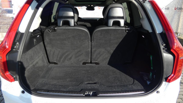 Volvo XC90 B5 AWD Plus Bright 7 míst na operativní leasing