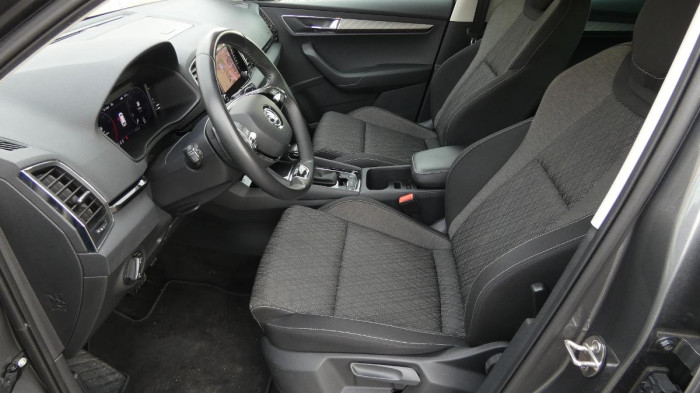 Škoda Karoq 1,5 TSI DSG Style na operativní leasing