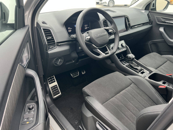 Škoda Karoq Dynamic7DSG 1,5 TSI  / 110kW na operativní leasing