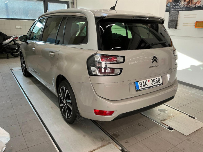 Citroën C4 Grand SpaceTourer 2.0 BlueHDi na operativní leasing