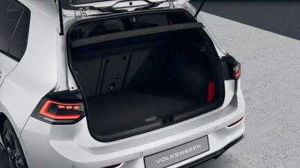 Volkswagen Golf R-Line People 1,5 eTSI 7DSG mHEV na operativní leasing