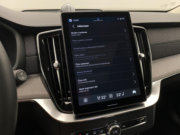 Volvo XC90 T8 AWD Plug-in BRIGHT ULTRA na operativní leasing
