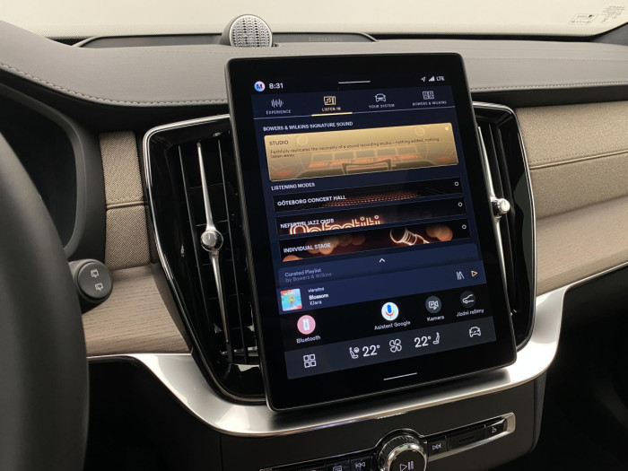 Volvo XC90 T8 AWD Plug-in BRIGHT ULTRA na operativní leasing