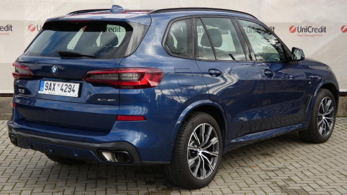 BMW X5 xDrive 40i M Sport na operativní leasing
