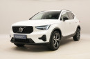 Volvo XC40 B3 AUT DARK PLUS na operativní leasing