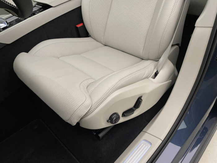 Volvo XC90 B5 AWD AUT BRIGHT PLUS 7míst na operativní leasing