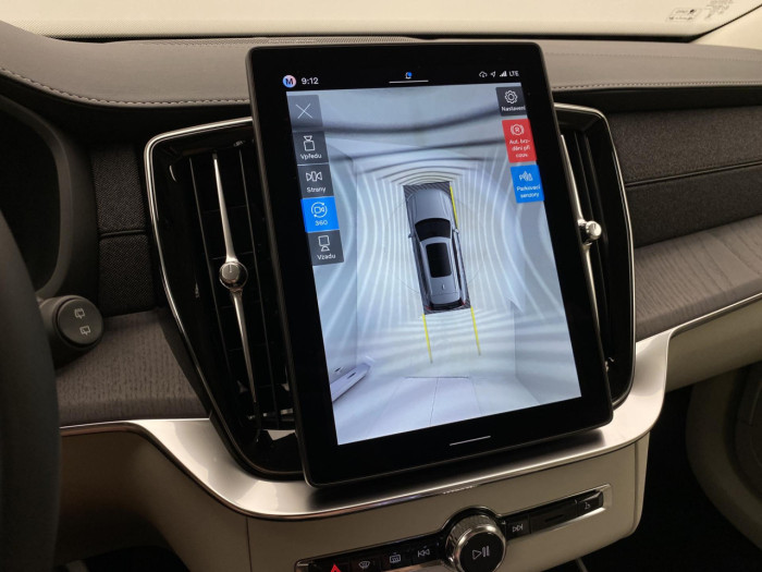 Volvo XC90 T8 AWD Plug-in BRIGHT PLUS 7m na operativní leasing