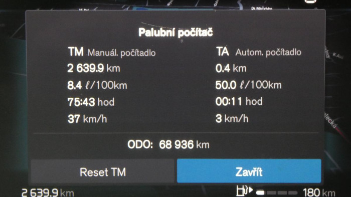 Volvo XC40 B3 PLUS DARK DCT na operativní leasing