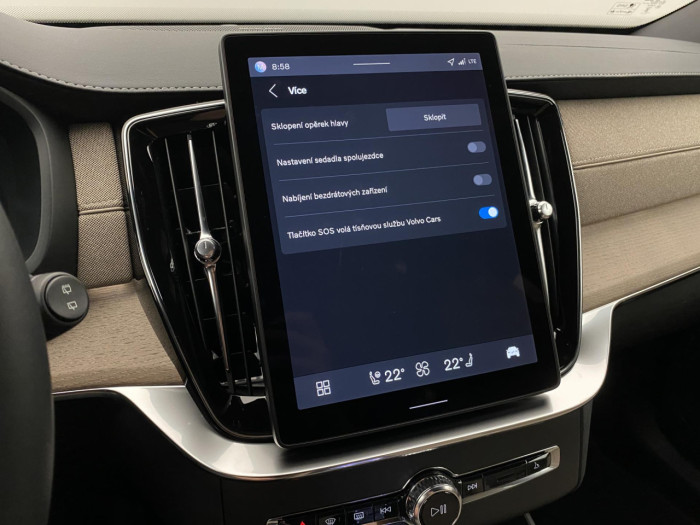 Volvo XC90 T8 AWD RECHARGE BRIGHT PLUS 7m na operativní leasing