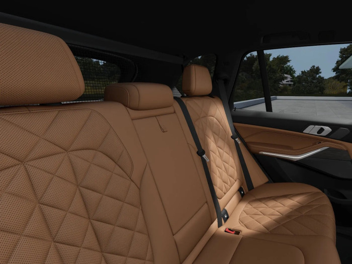 BMW X5 M Sport xDrive 30d 219 kW Nafta 4x4 Automatická převodovka na operativní leasing