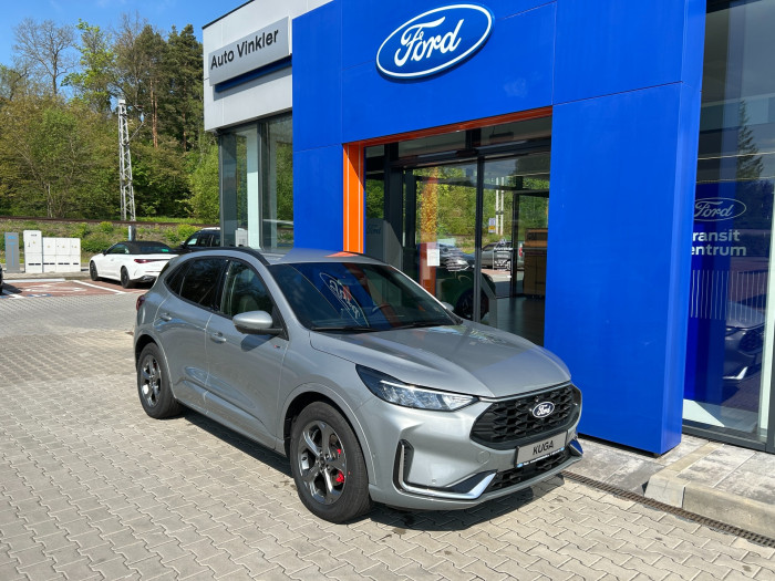 2.5Hybrid PHEV 178kW Titanium na operativní leasing