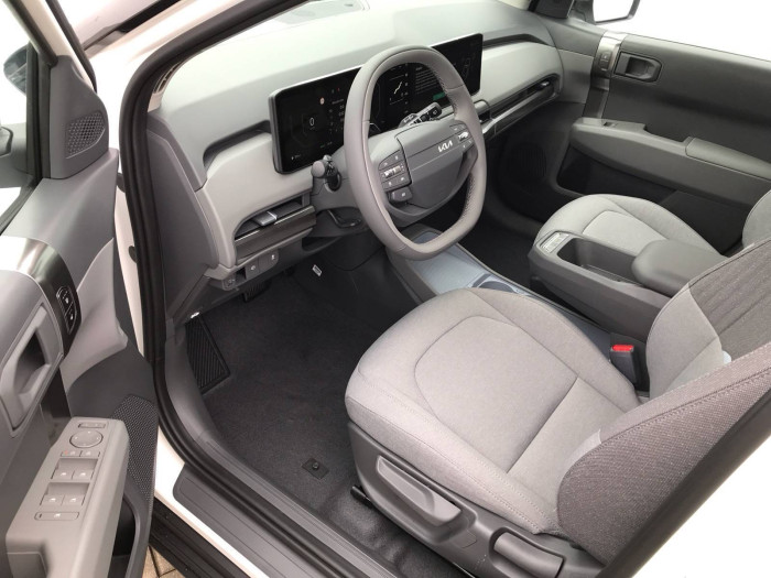 KIA EV3 AIR 4x2 Synchronní AC elektromotor / 110kW na operativní leasing