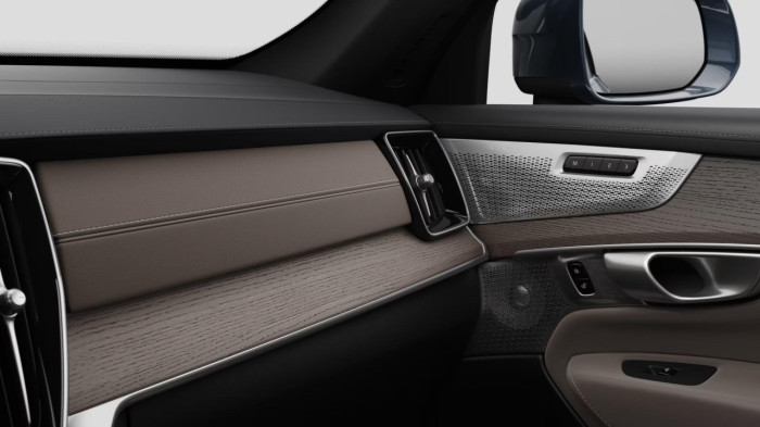 Volvo XC90 T8 AWD Plug-in BRIGHT ULTRA na operativní leasing