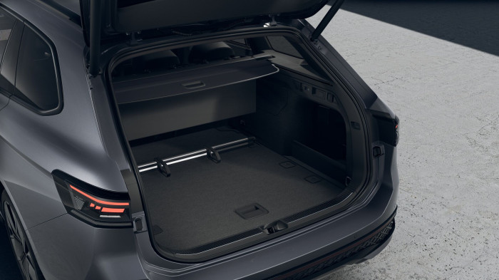 Volkswagen Passat R-Line 2,0 TDI 110 kW na operativní leasing