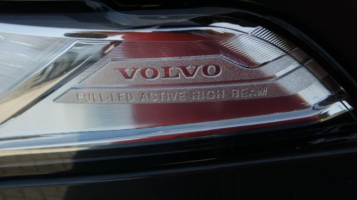 Volvo XC90 B5 AWD Drive-E mHEV aut. Inscr na operativní leasing