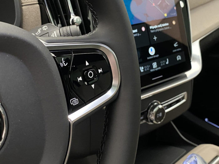 Volvo XC90 T8 AWD Plug-in BRIGHT ULTRA na operativní leasing