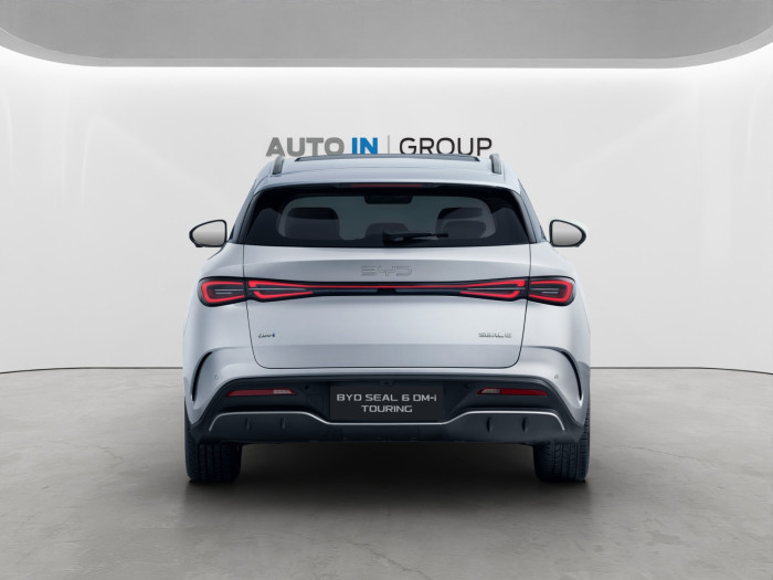 BYD SEAL 6 DM-i Touring Boost*V2L na operativní leasing