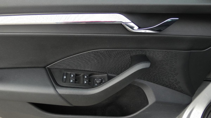 Škoda Octavia 2,0 TDI 85kW Style DSG na operativní leasing