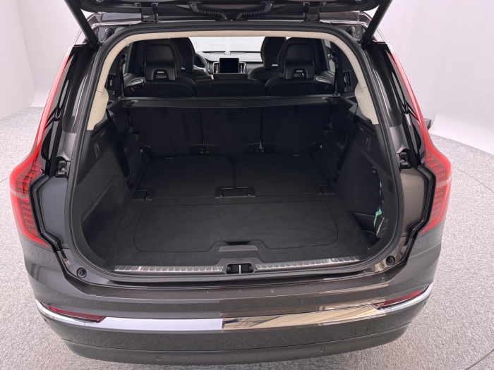 Volvo XC90 B5 AWD AUT BRIGHT ULTRA 7-míst na operativní leasing