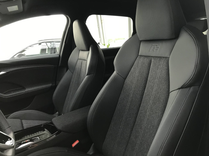 Audi Q6 SUV e-tron quattro 100kWh  / 315kW na operativní leasing