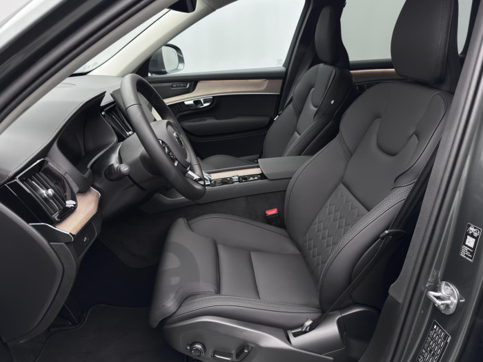 Volvo XC90 B5 AWD AUT BRIGHT PLUS 7-míst na operativní leasing