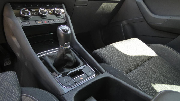 Škoda Karoq 1,5 TSI DSG Style na operativní leasing