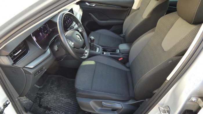 Škoda Octavia Combi 2,0 TDI Ambition na operativní leasing