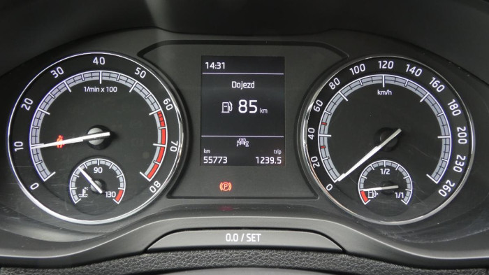 Škoda Karoq 1,5 TSI 110 kW Ambition na operativní leasing