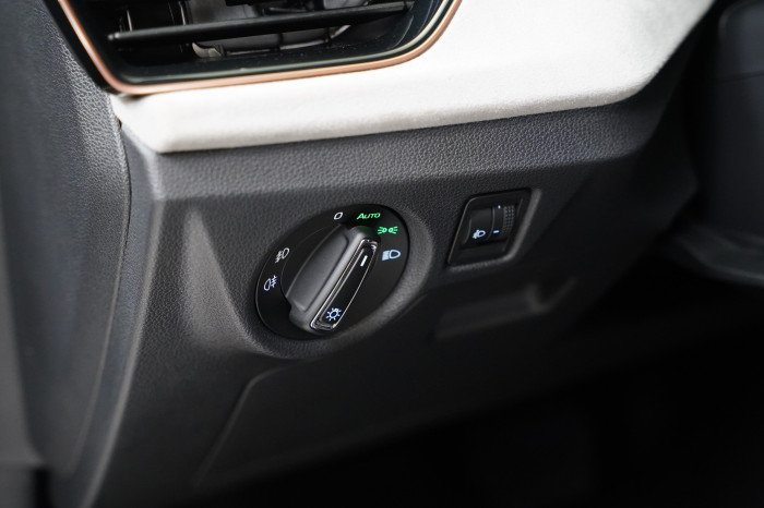 Škoda Kamiq 1.0 TSI 85kW DSG Top Selection na operativní leasing