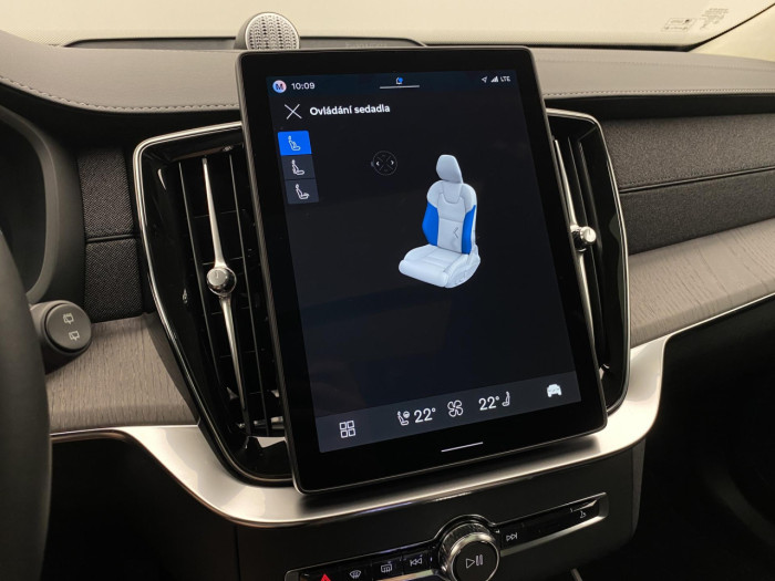 Volvo XC90 T8 AWD Plug-in BRIGHT ULTRA na operativní leasing