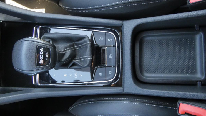 Škoda Kodiaq 2,0 TDI DSG 4x4 Sportline na operativní leasing