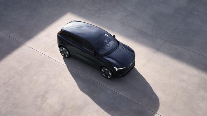 Volvo EX30 P8 AWD ELETRIC ULTRA na operativní leasing