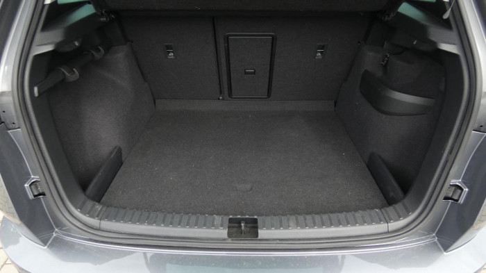 Škoda Karoq 2.0 TDI 110 kW Style 4x4 DSG na operativní leasing