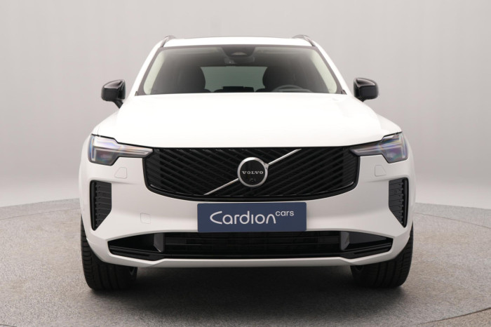 Volvo XC90 T8 AWD Plug-in ULTRA DARK 7m na operativní leasing