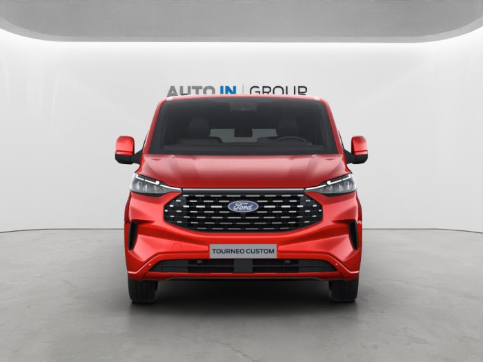 Ford Tourneo Custom 2,0 EcoBlue L2 TITANIUM na operativní leasing