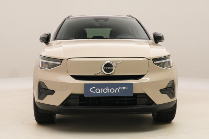 Volvo EX40 TWIN MOTOR AWD ULTRA na operativní leasing