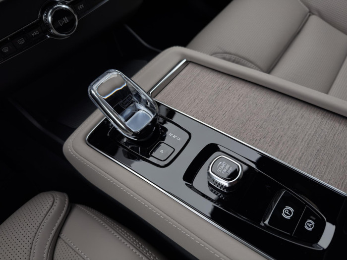 Volvo XC90 B5 AWD AUT BRIGHT PLUS 7míst na operativní leasing
