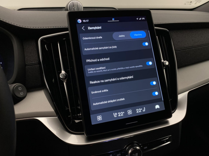 Volvo XC90 B5 AWD AUT BLACK EDITION PLUS na operativní leasing