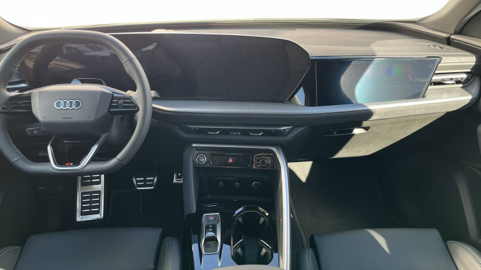 Audi Q5 Quattro ST7 2,0TDI / 150kW na operativní leasing