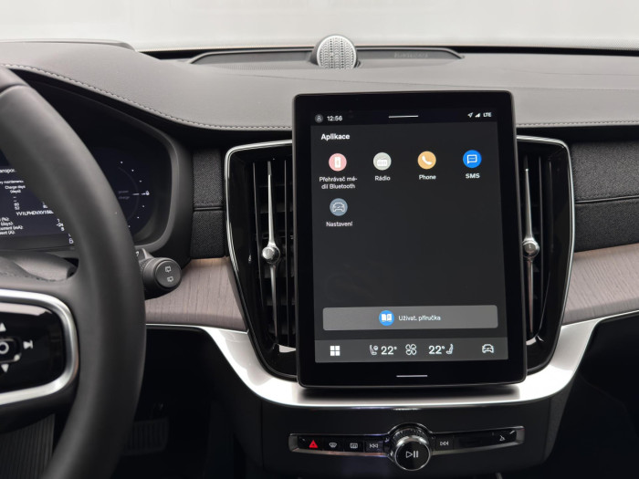 Volvo XC90 T8 AWD Plug-in ULTRA DARK 7m na operativní leasing