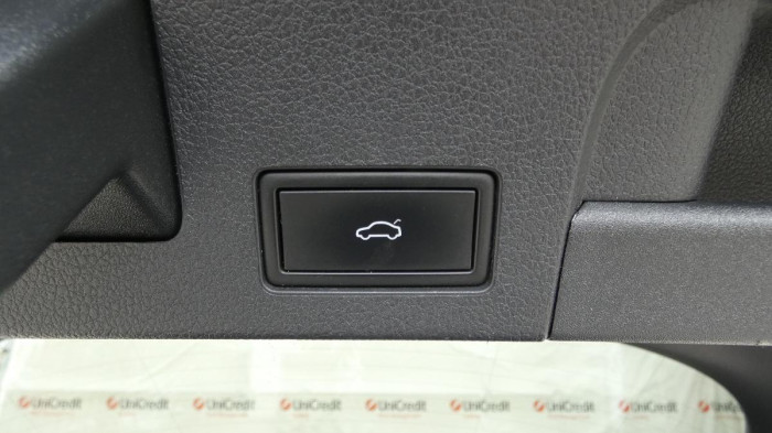 Volkswagen Arteon 2.0 TDI 147kW DSG R-line na operativní leasing