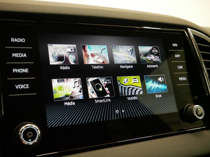 Škoda Karoq 2.0 TDI 85 kW DSG  Ambition na operativní leasing