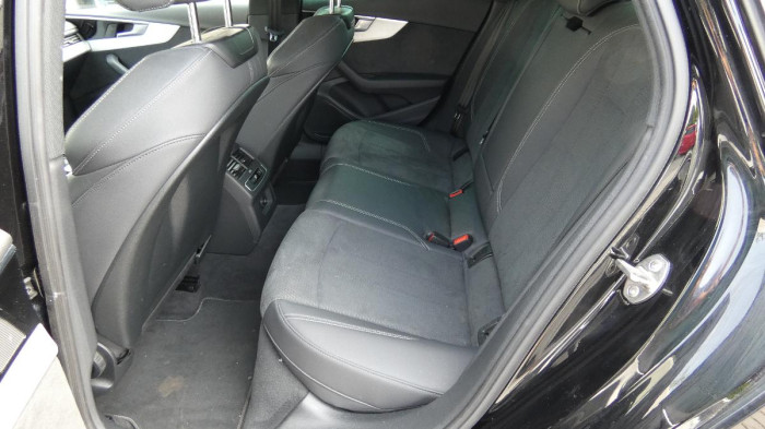 Audi A4 40 TDI quattro S tronic Advanc na operativní leasing
