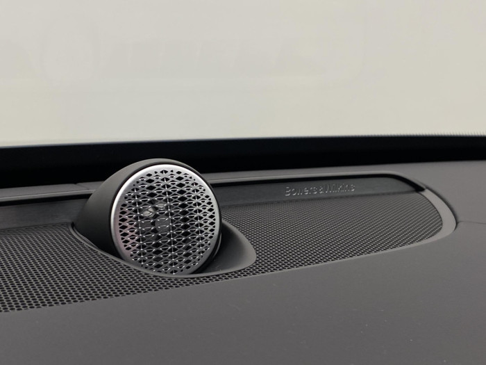 Volvo XC90 B5 AWD AUT BLACK EDITION PLUS na operativní leasing