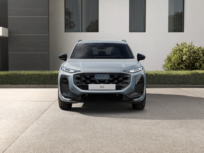Audi Q3 S line TFSI quattro 195 kW na operativní leasing