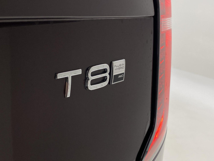 Volvo XC90 T8 AWD Plug-in BRIGHT PLUS 7m na operativní leasing